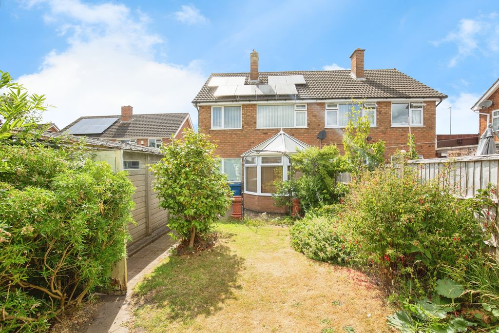 Property photo 2 of 16 B894Ba04-Mw-7054