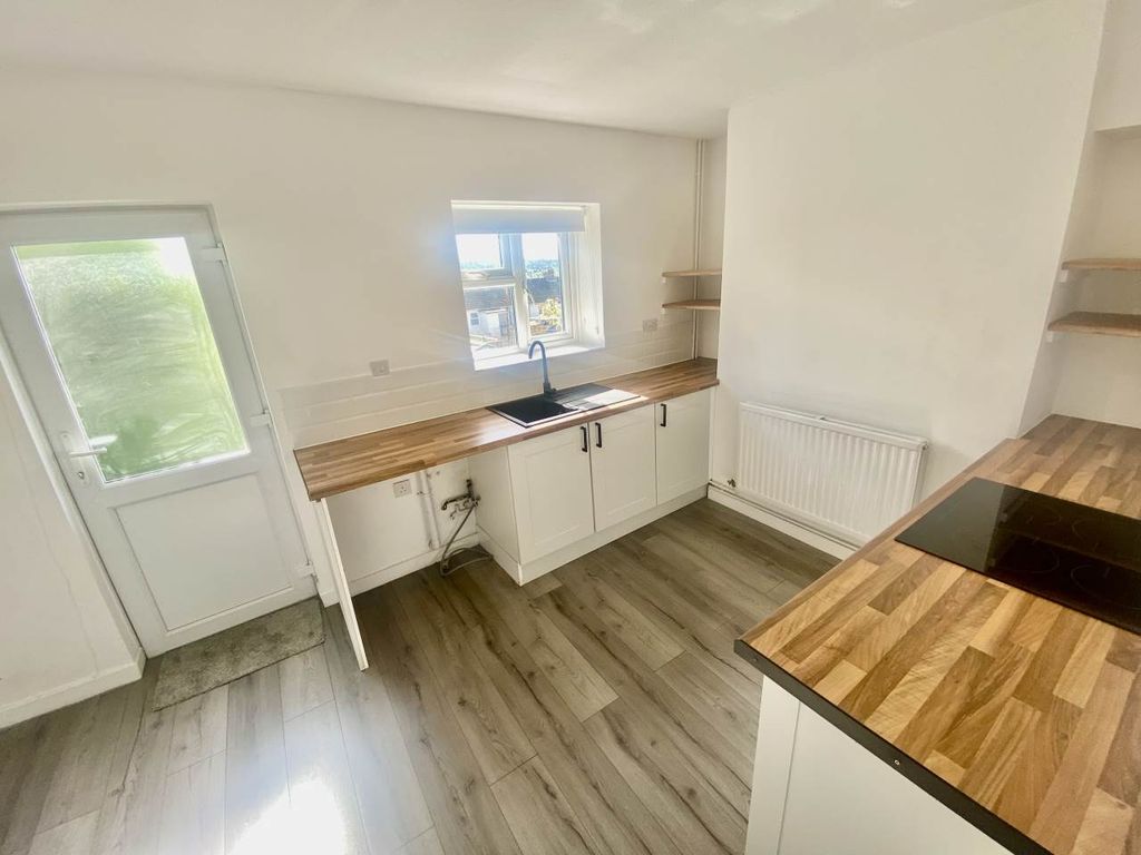 Property photo 3 of 20 Img_3801