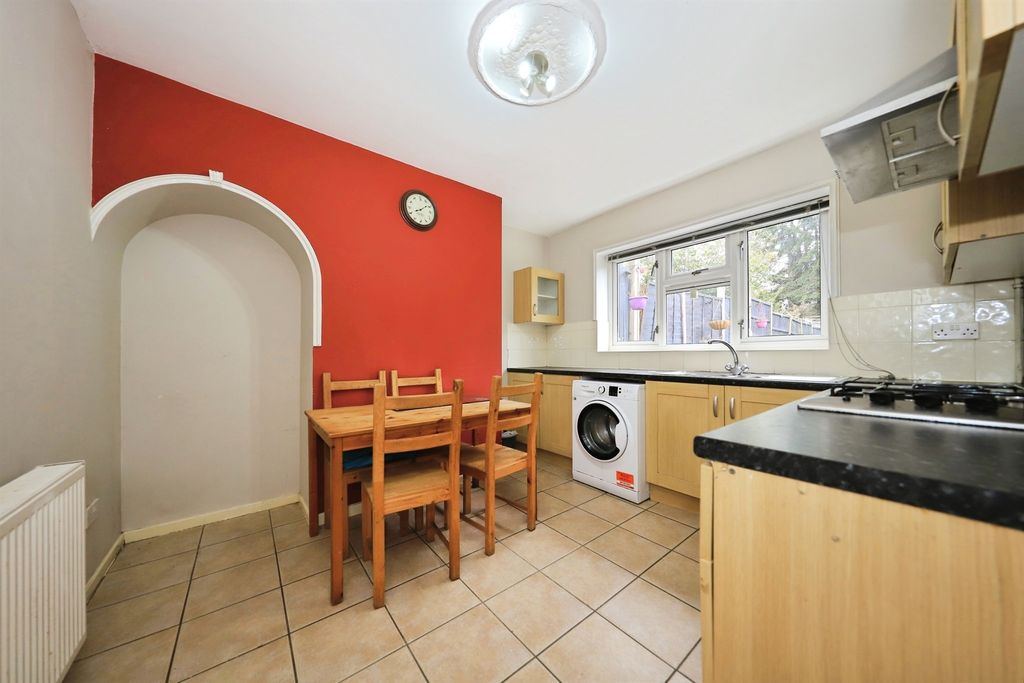 Property photo 2 of 13