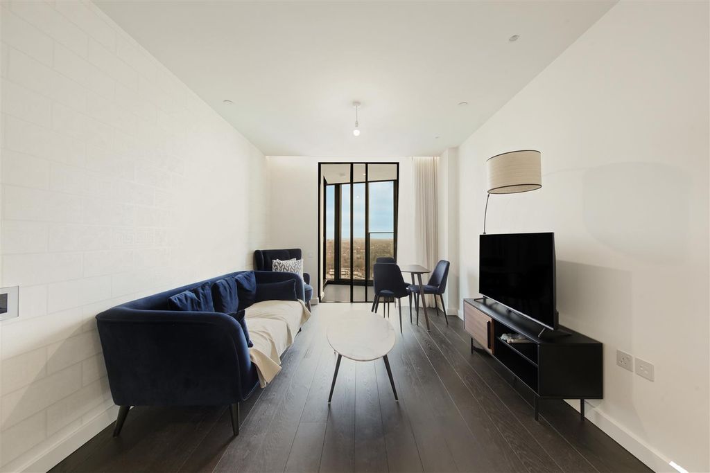 Property photo 3 of 15 Flat 3404, 67 Bondway - 88Erxsd1Mtenf7Gbqbg2.Jpg