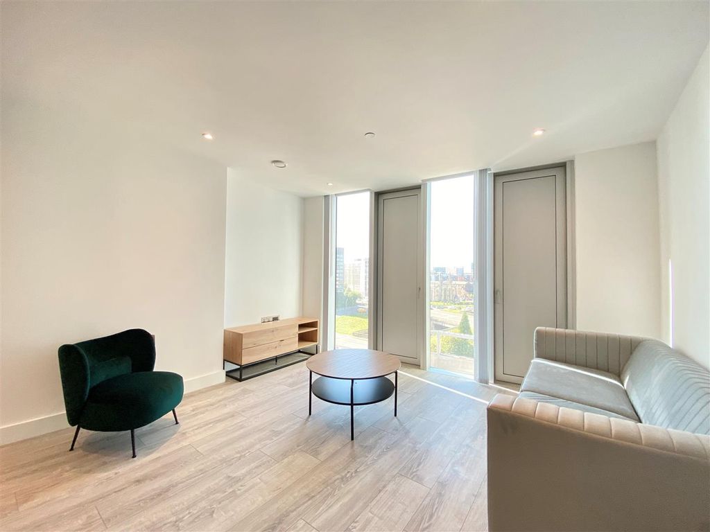 Property photo 3 of 18