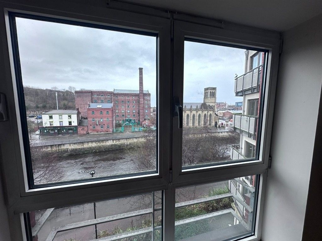 Property photo 3 of 6