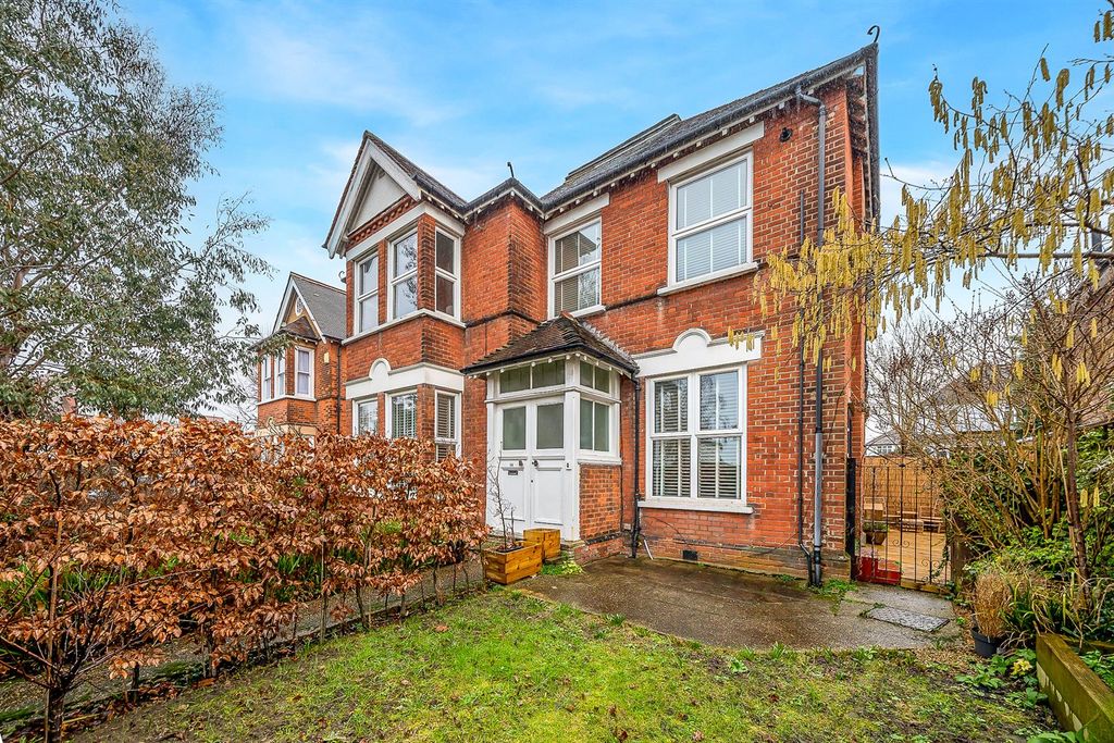 Property photo 1 of 18 Front External