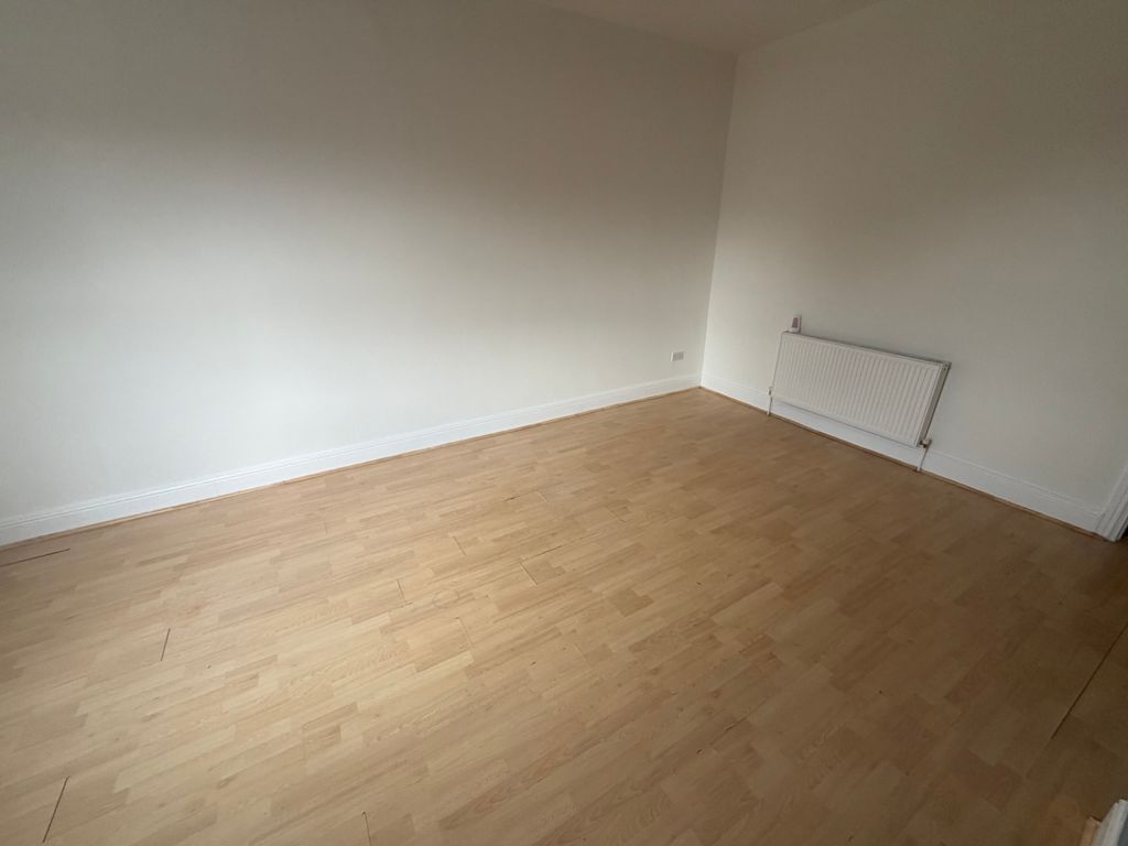 Property photo 2 of 15 Img_6805
