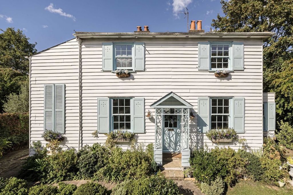 Property photo 1 of 24