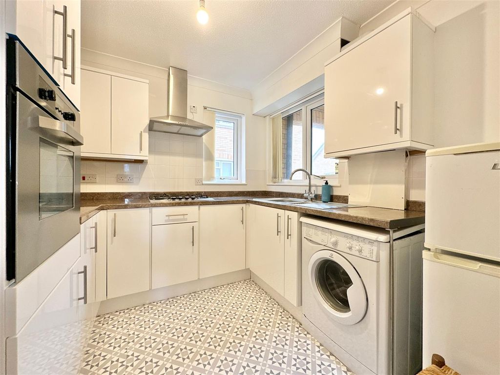 Property photo 2 of 13 Kitchen.Jpg