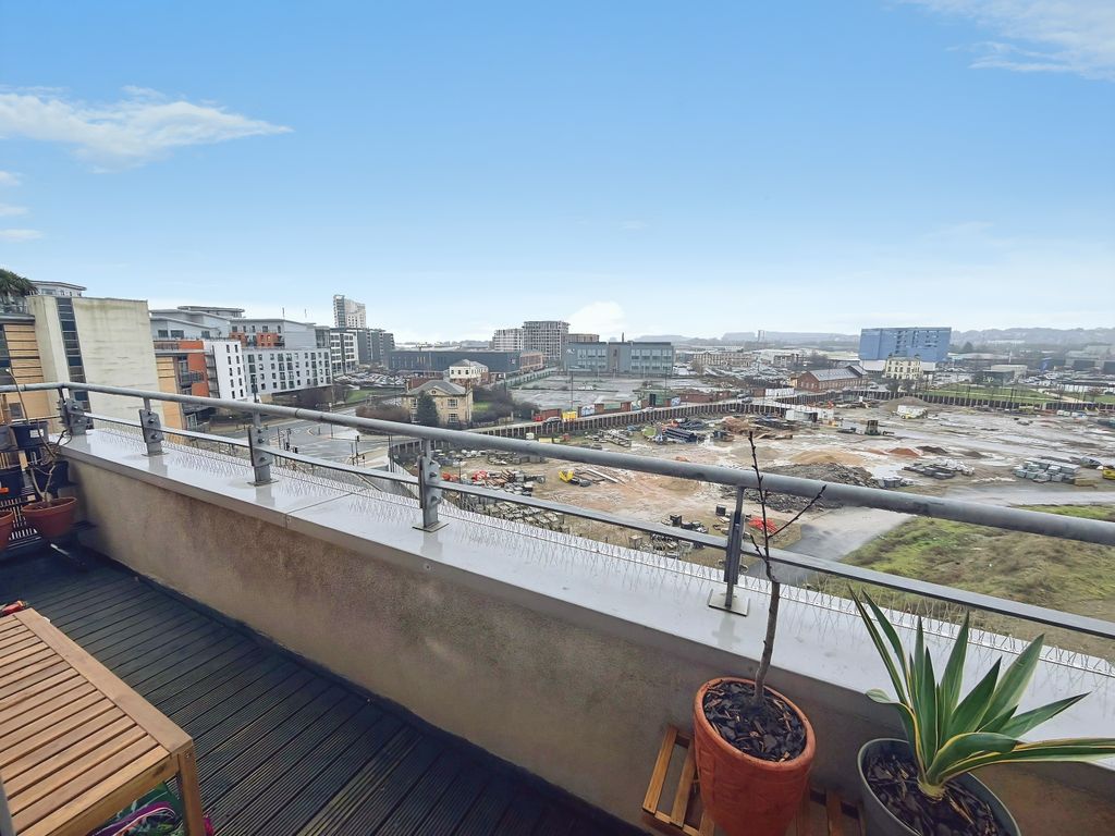 Property photo 3 of 12