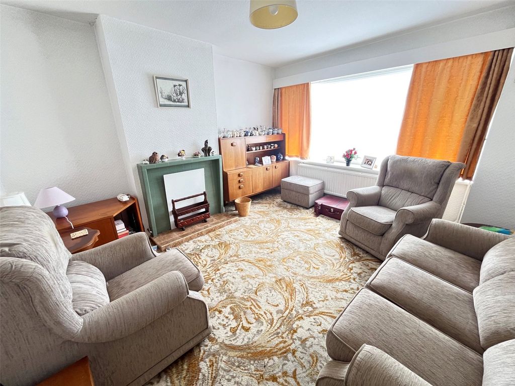 Property photo 3 of 27 Picture No. 34