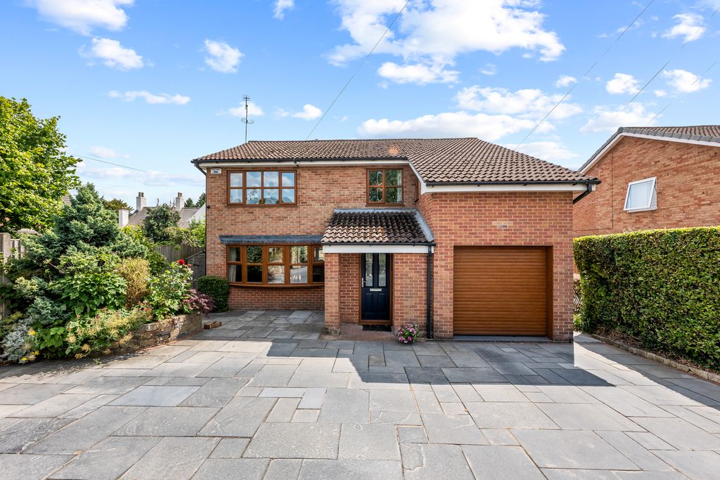 Property photo 1 of 27