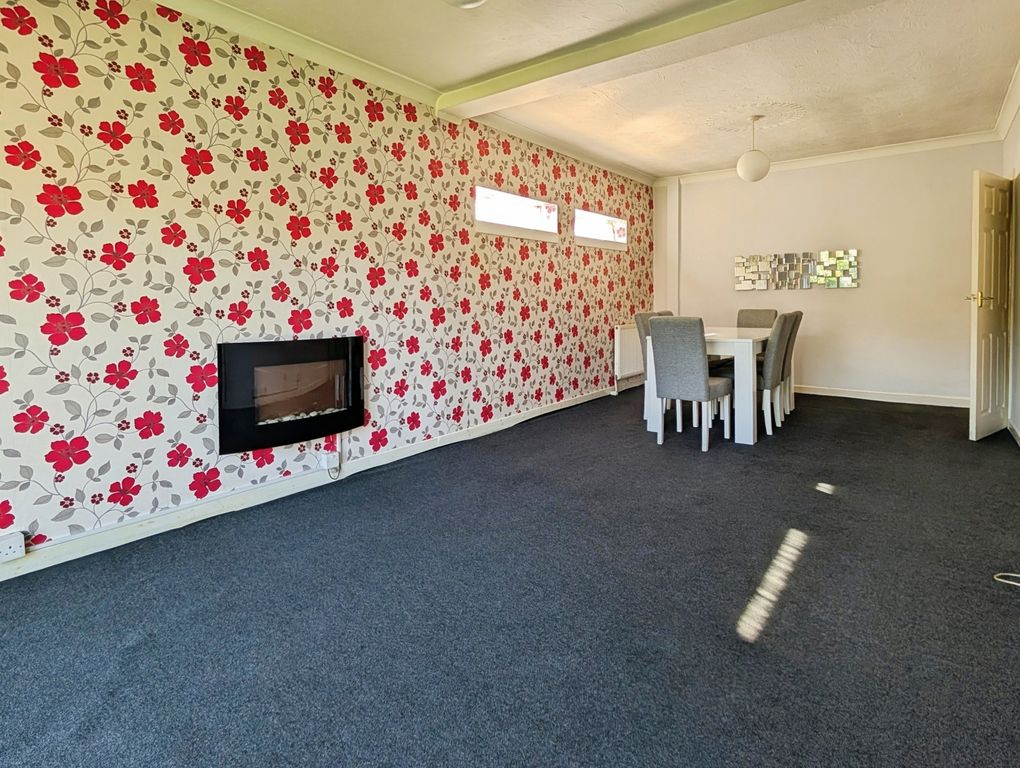 Property photo 3 of 16 Pbox-Img.Jpg