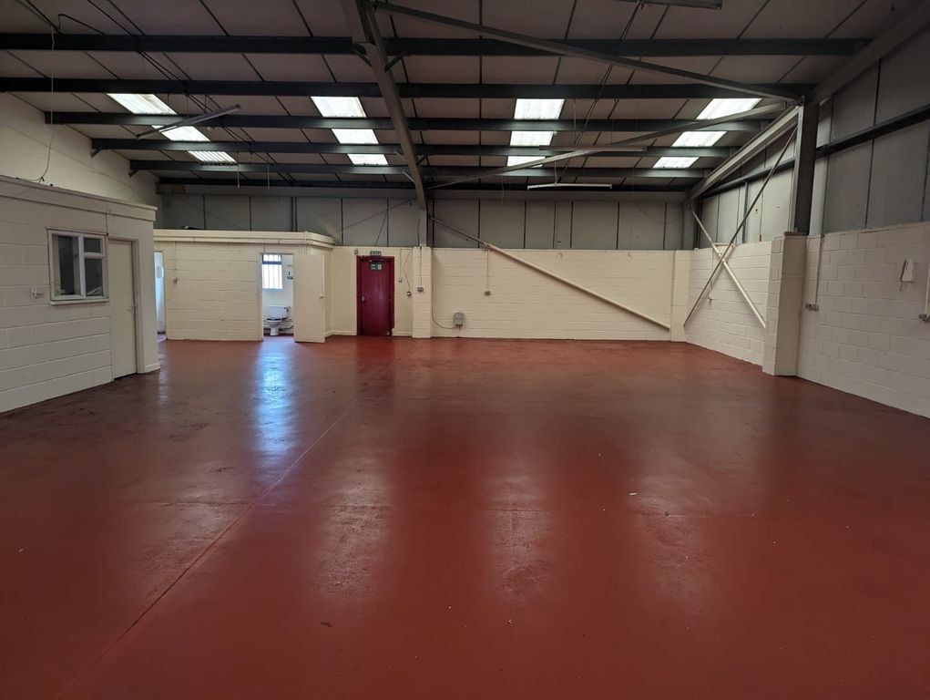Property photo 1 of 6