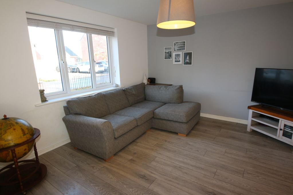 Property photo 3 of 16 Picture No. 13