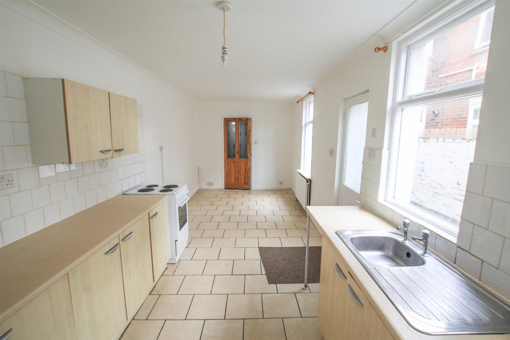 Property photo 3 of 13 Img_1901.Jpg