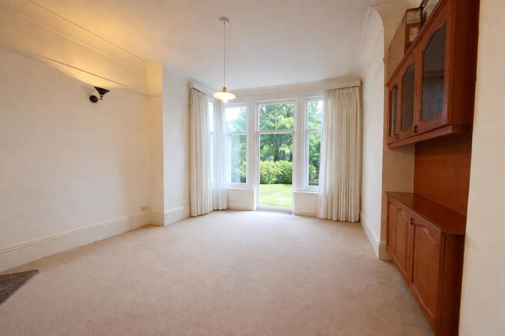 Property photo 3 of 5 Living Room.Jpg