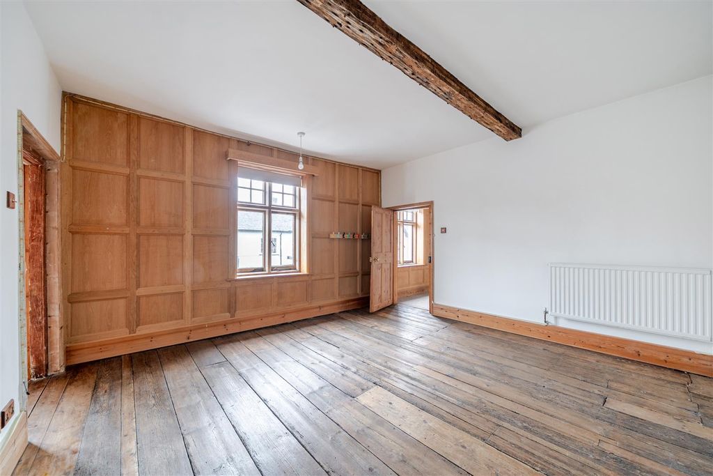 Additional image 10 of 6 bed detached house to rentThe Square, Cranborne, Wimborne BH21