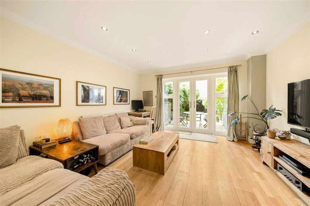 Property photo 3 of 9