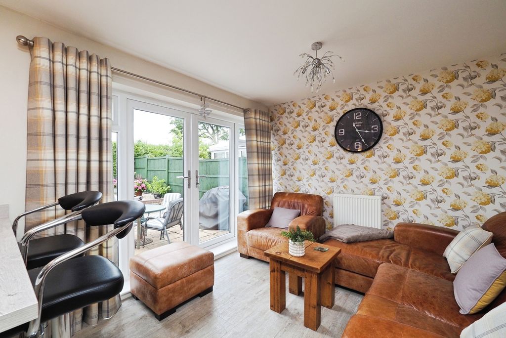 Property photo 3 of 24 Photo