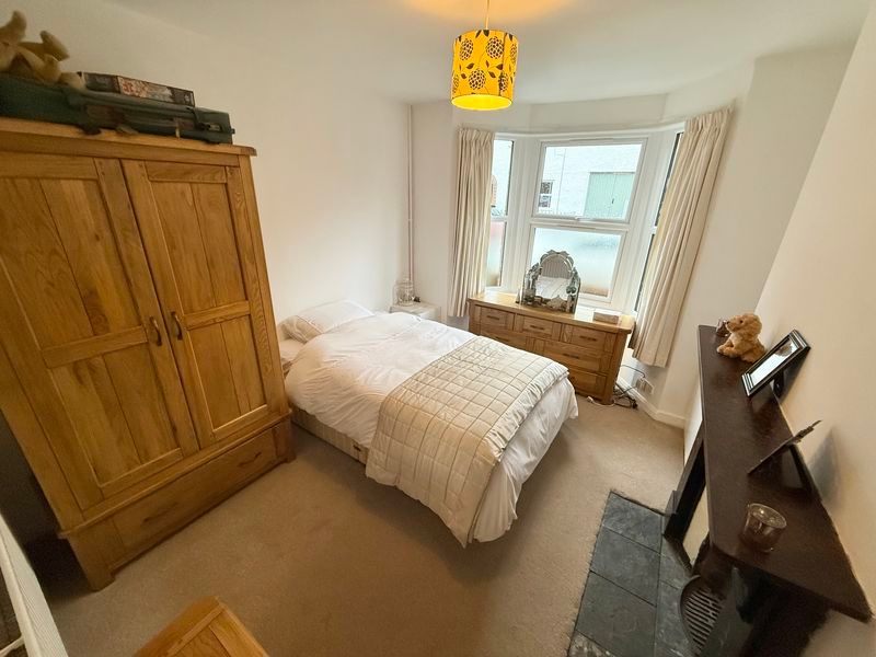 Property photo 3 of 9 Bedroom