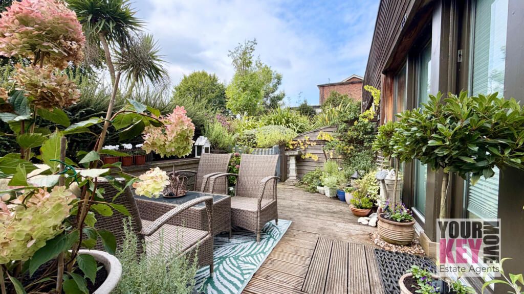 Property photo 2 of 24