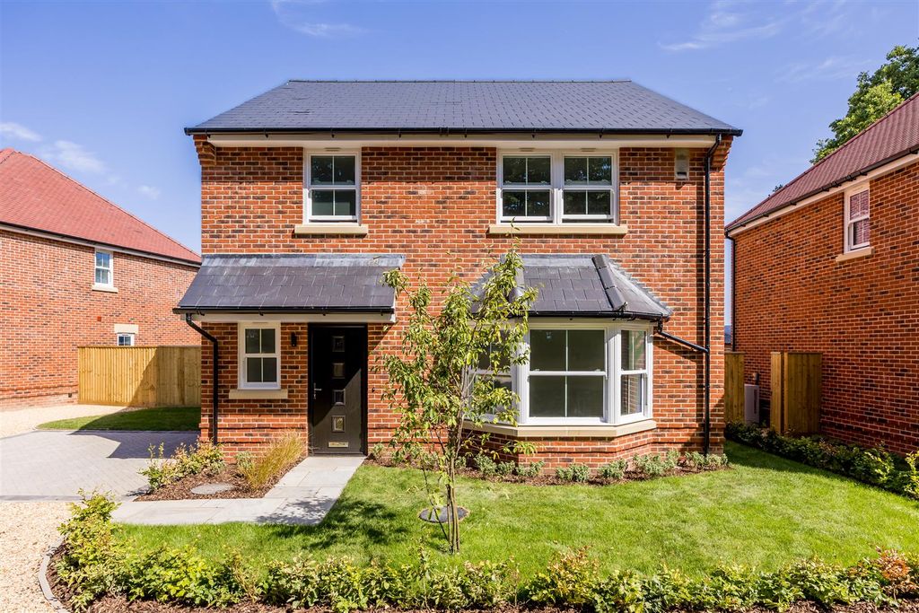 Property photo 1 of 16 Kingsfarmplot3-16.Jpg