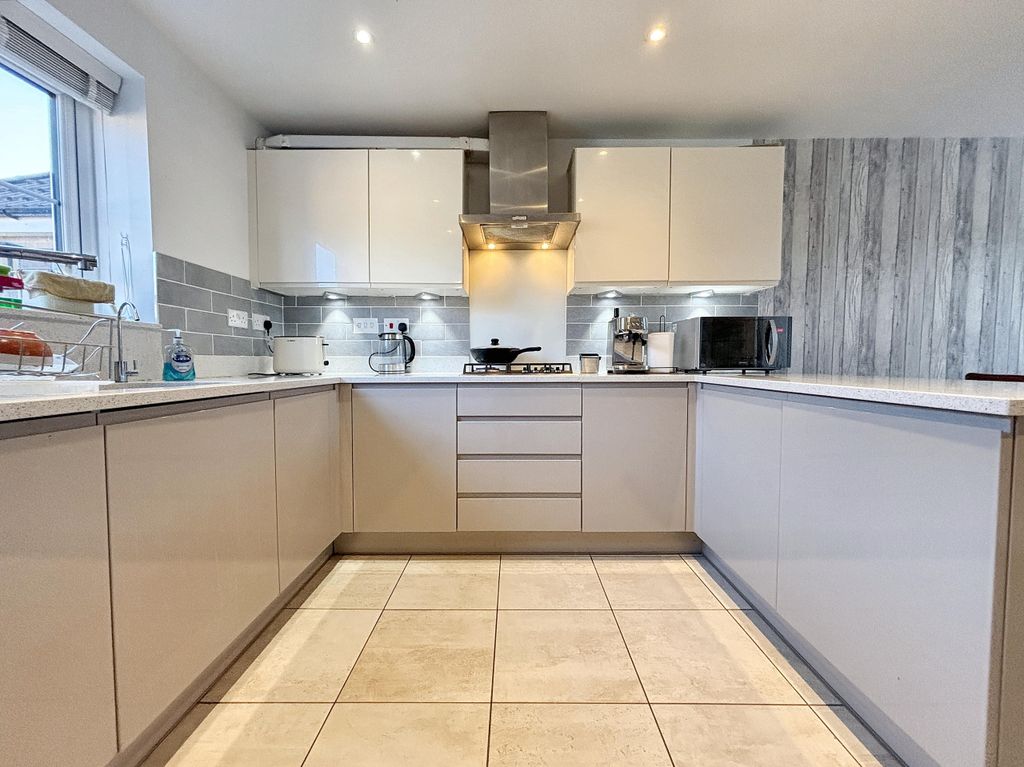 Property photo 3 of 28 Img_3042.Jpeg