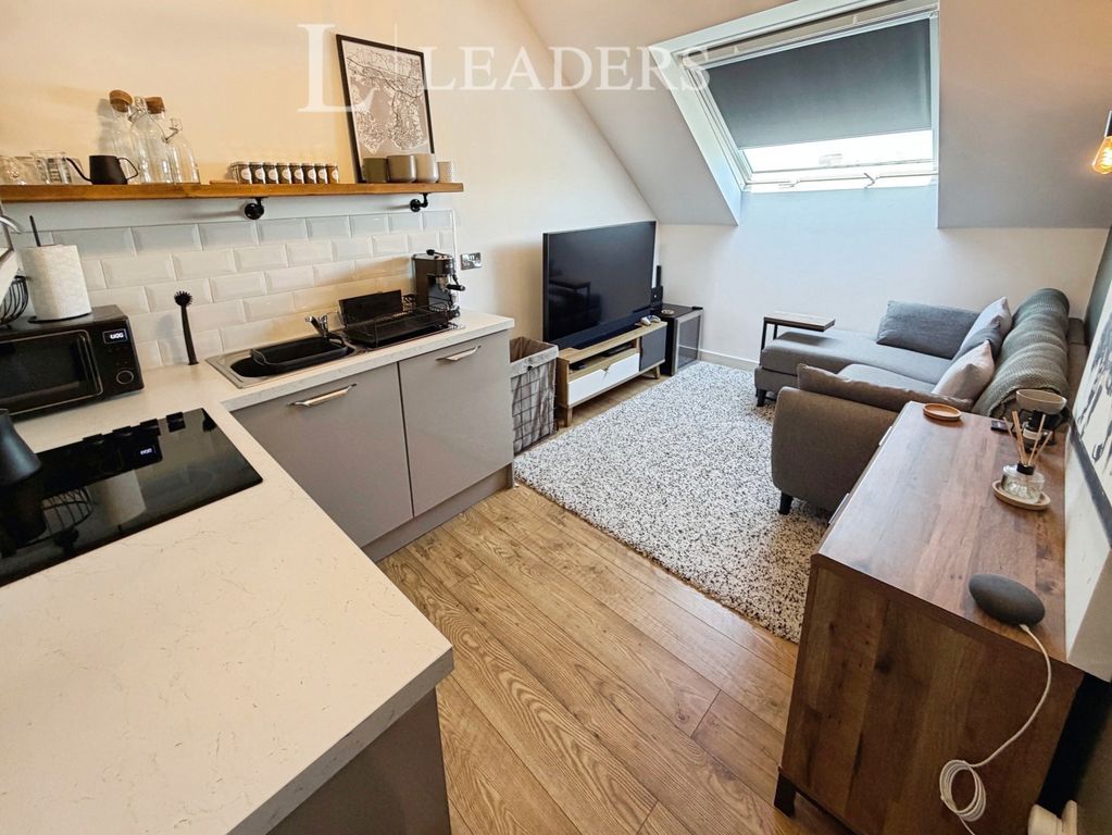 Property photo 3 of 9 Pbox-Img.Jpg