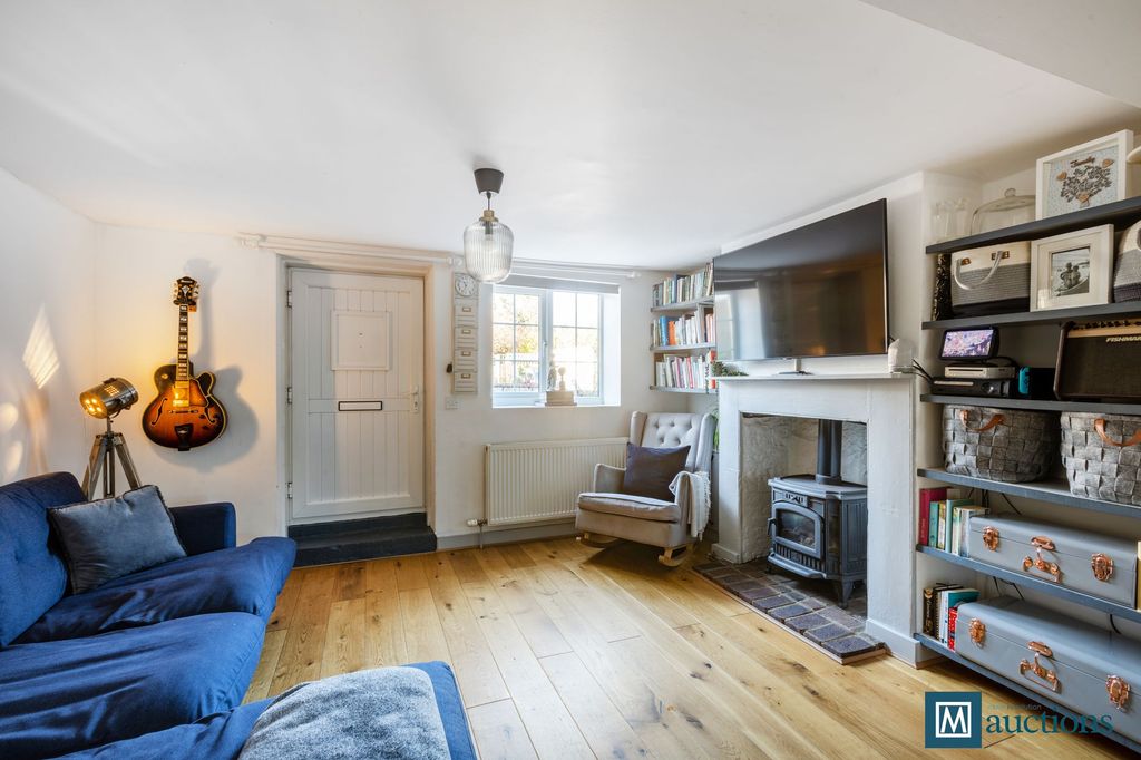 Property photo 2 of 14