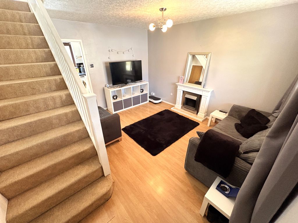 Property photo 2 of 12 Lounge.1