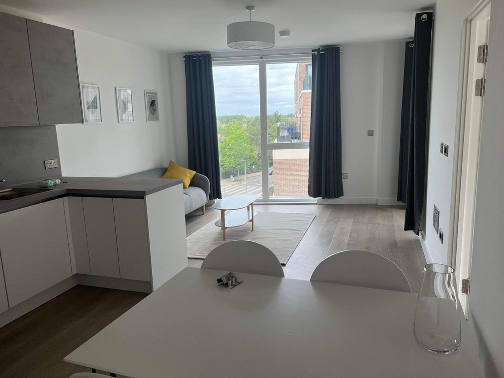 Property photo 3 of 6 Image