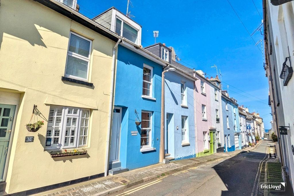 Property photo 1 of 13 Photo 14