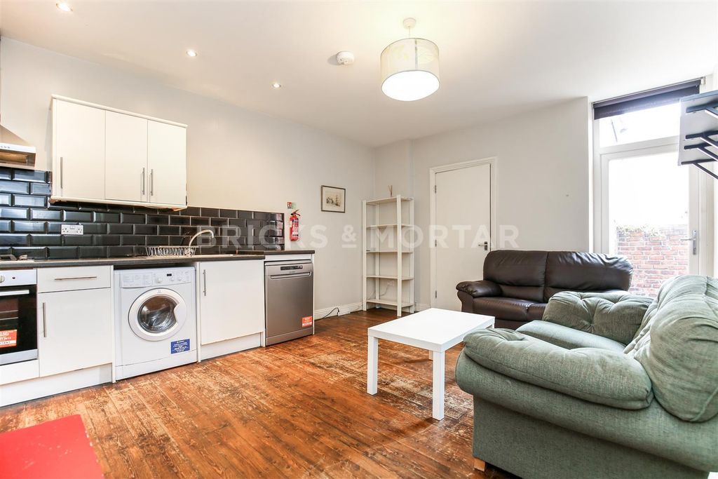 Property photo 1 of 10 1.Jpg