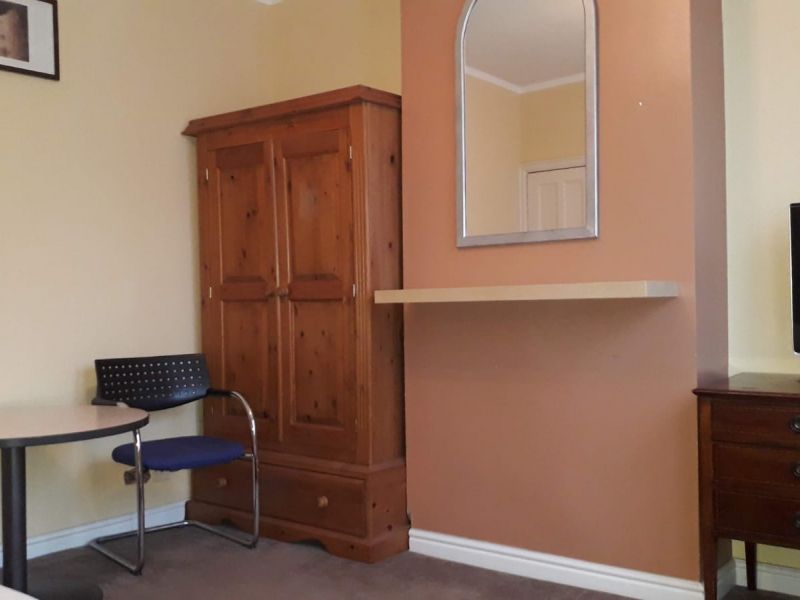 Property photo 3 of 4