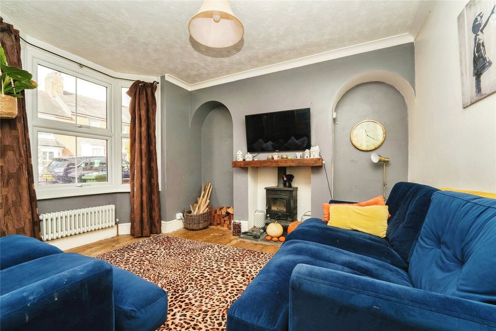 Property photo 2 of 17 Photography