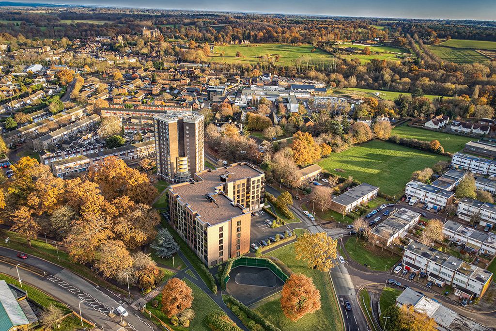 Property photo 3 of 7 Linkwood Green