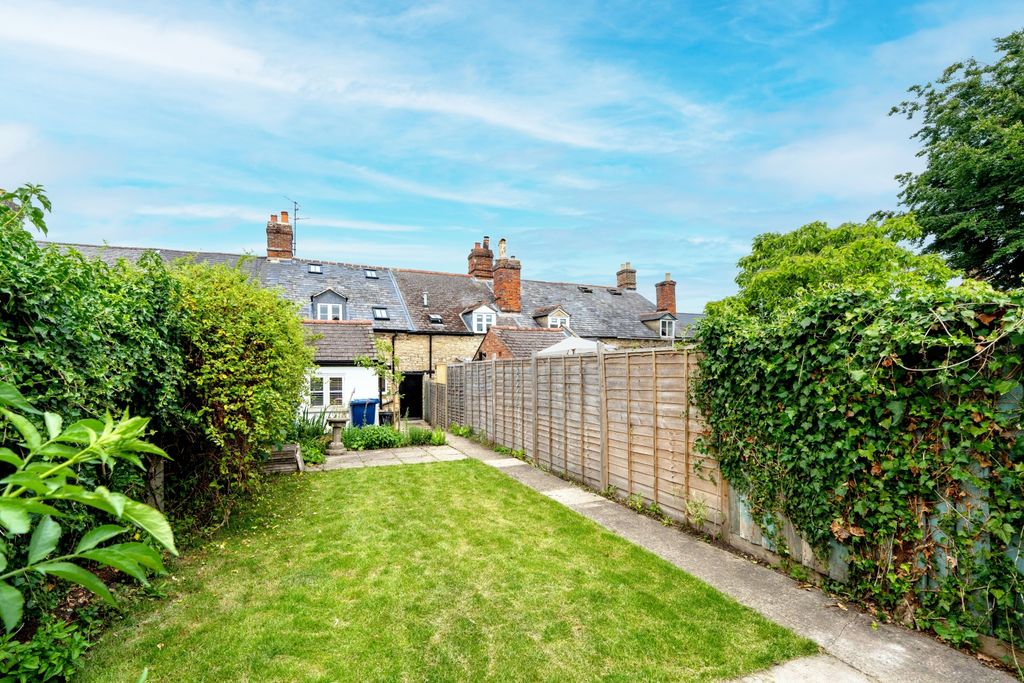 Property photo 2 of 18 4 Mill Road-01812