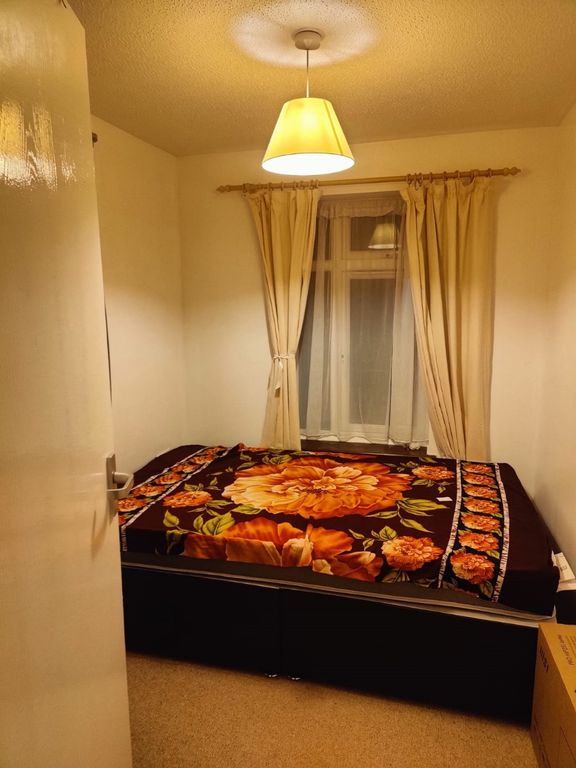 Property photo 1 of 3