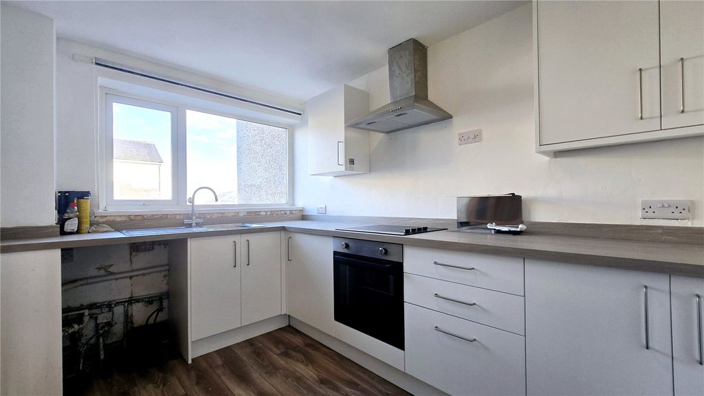 Property photo 2 of 10 Picture No. 04