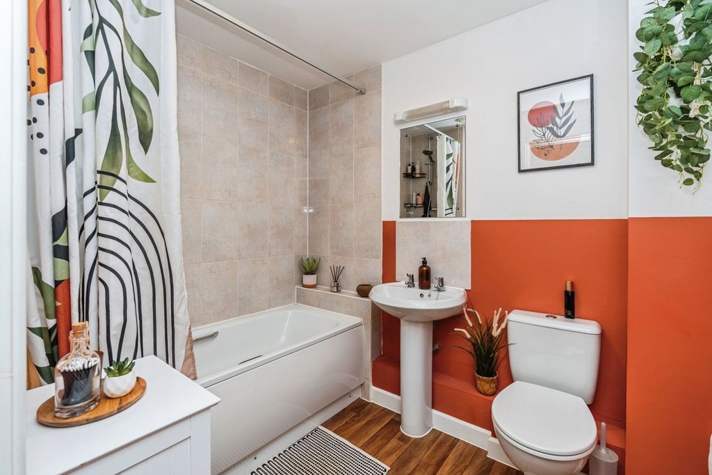 Property photo 3 of 19 Pbox-Img.Jpg