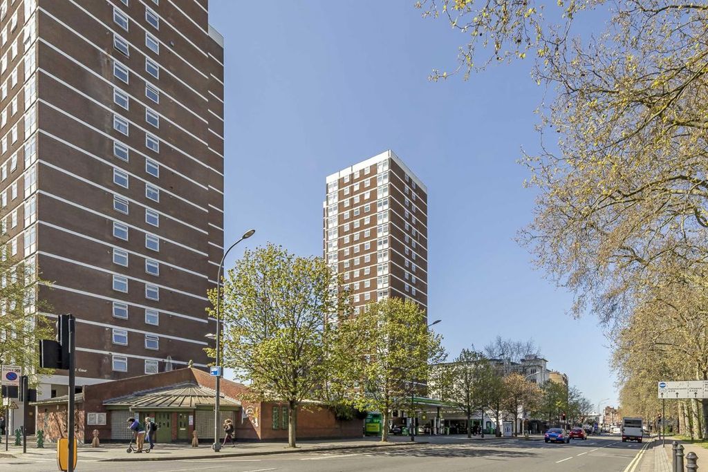 Property photo 1 of 5