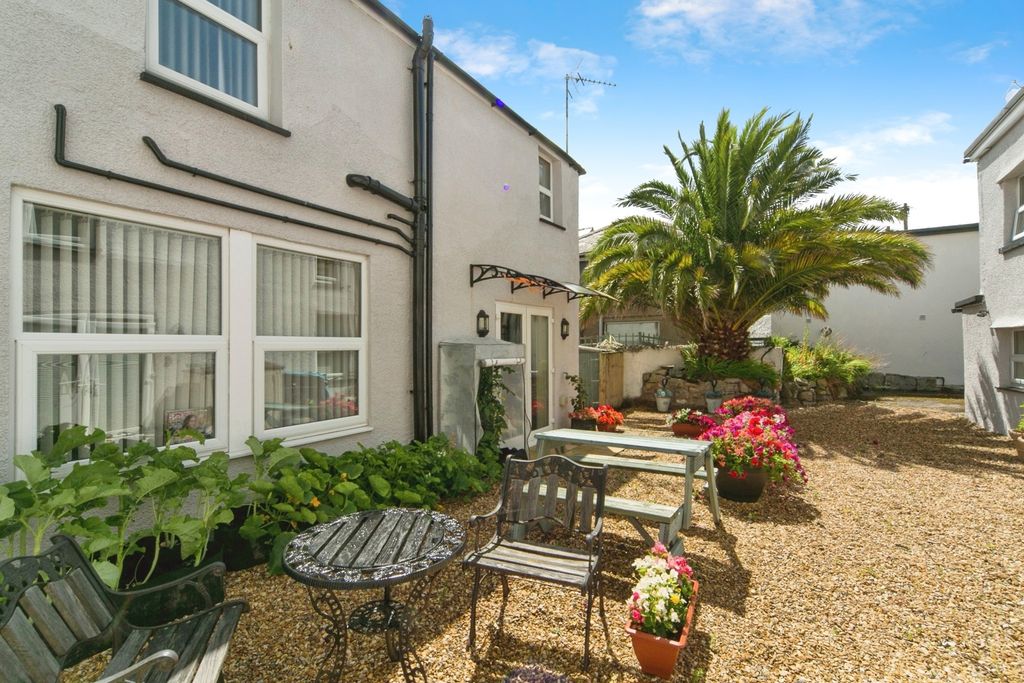 Additional image 6 of 2 bed flat for saleAugusta Street, Llandudno, Conwy LL30