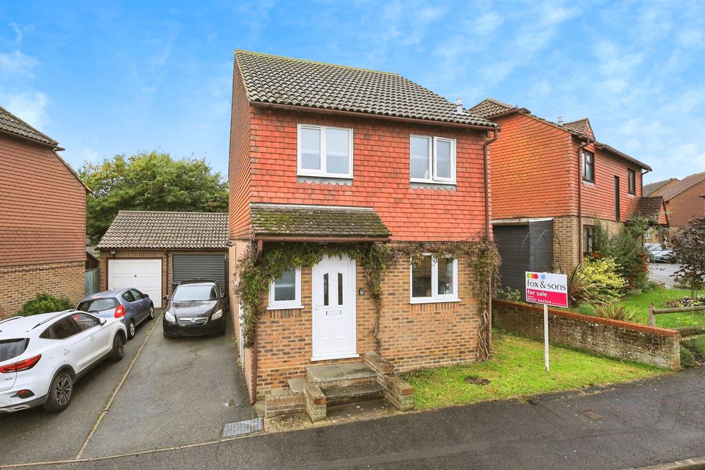 Property photo 1 of 17