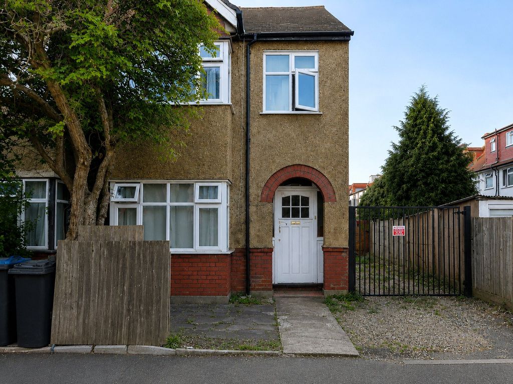 Property photo 1 of 10 Exterior