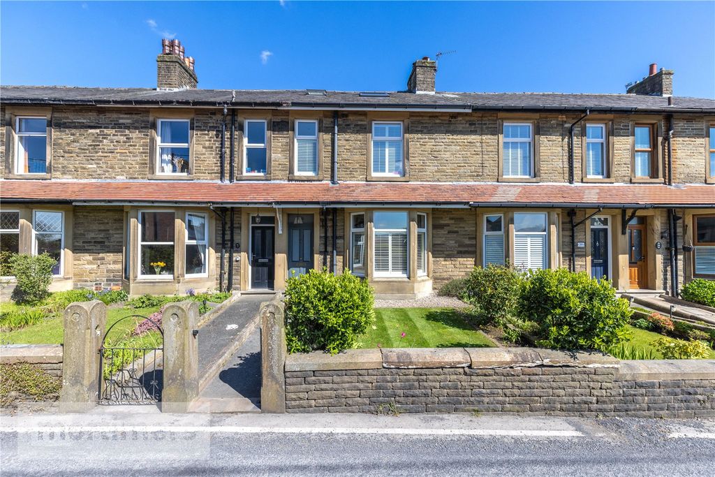 Property photo 1 of 31 Front External