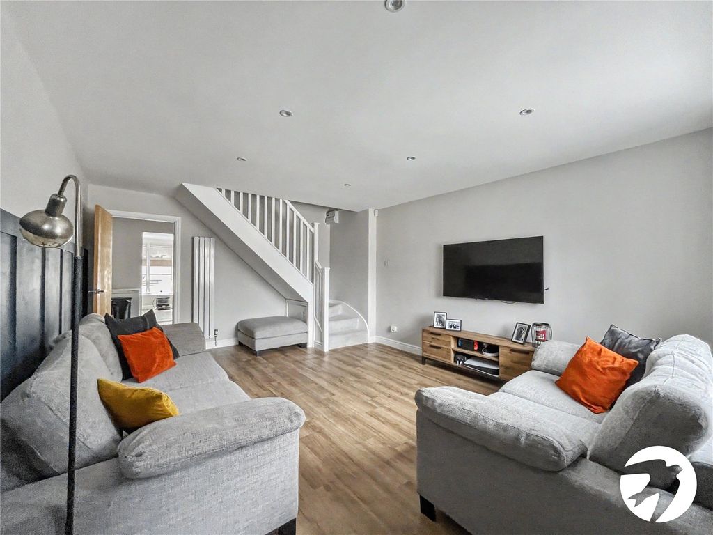 Property photo 2 of 15 Picture No. 08