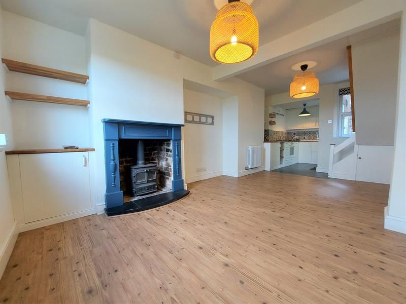 Property photo 2 of 16 Photo 1