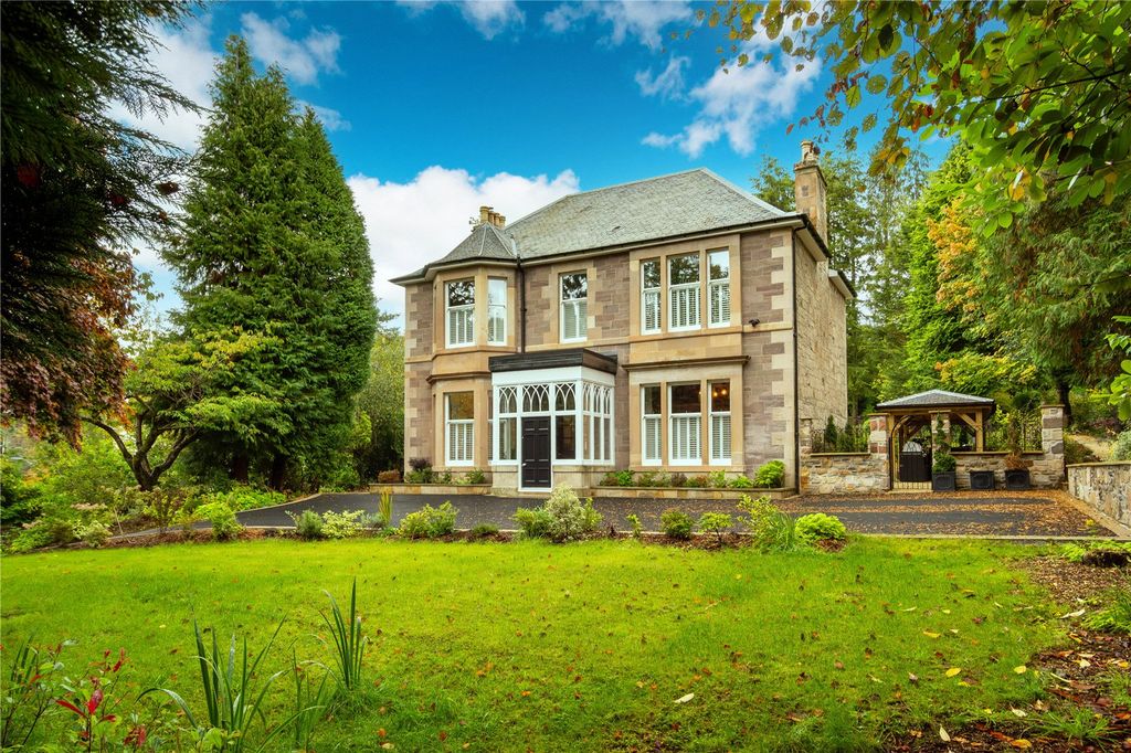 Property photo 1 of 31 Tanglin