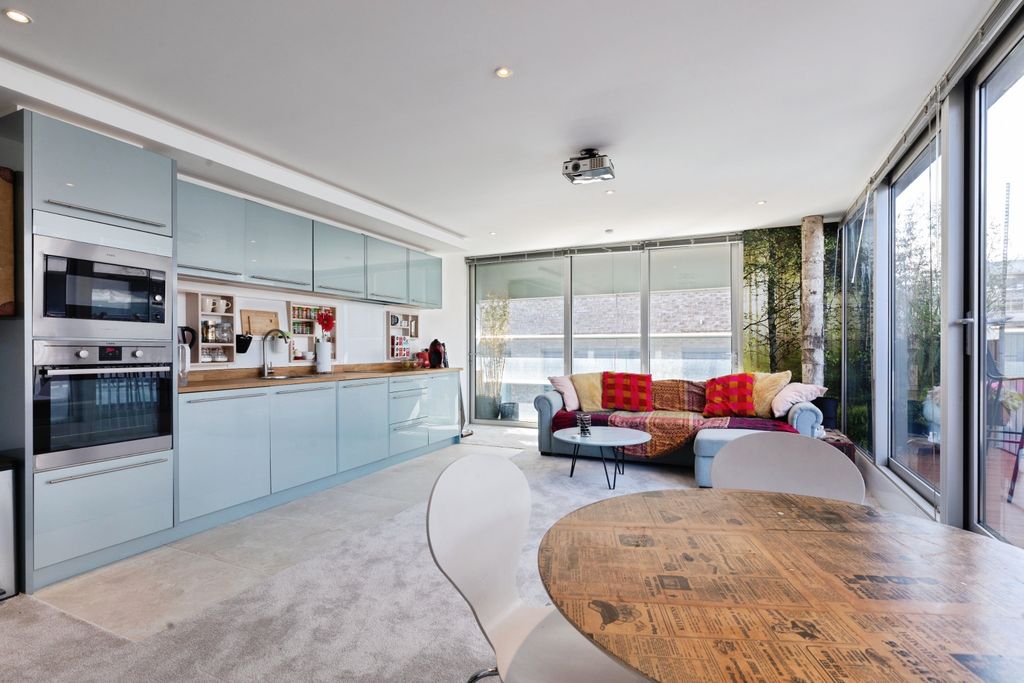 Property photo 1 of 15 Open Plan Living