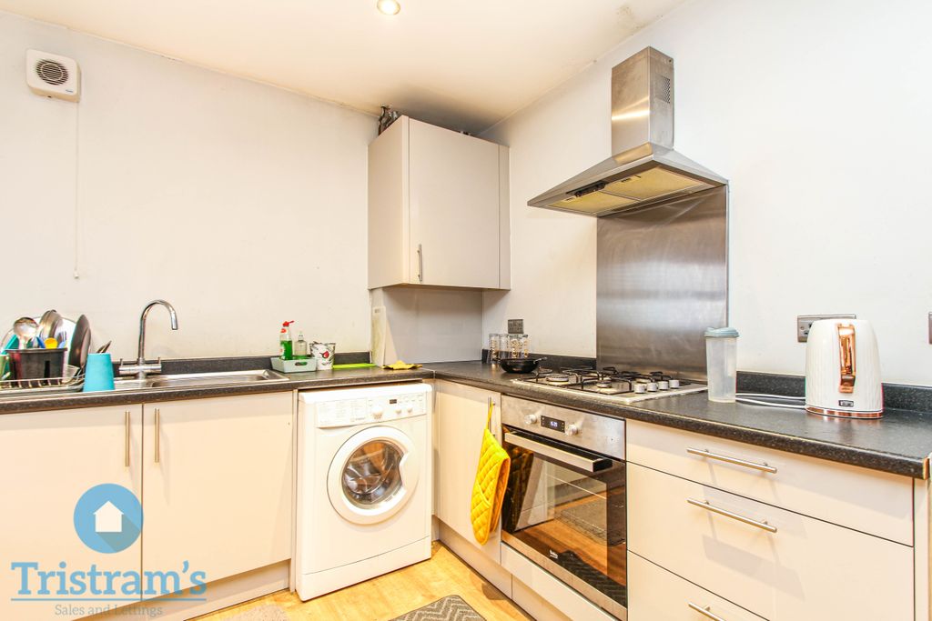 Property photo 3 of 10 Img_4368