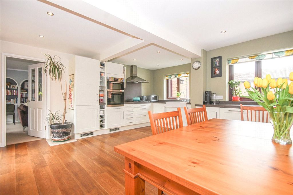 Property photo 2 of 18 Wgl22004303