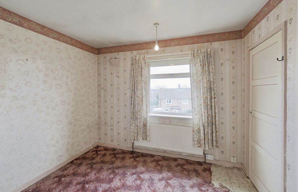 Property photo 3 of 8